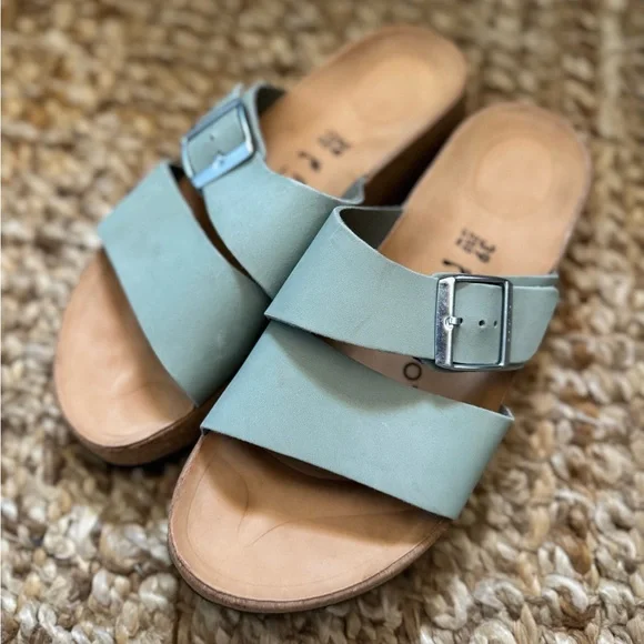 Women's Birkenstock Almina Sandals in Sage Green - Picture 2 of 4